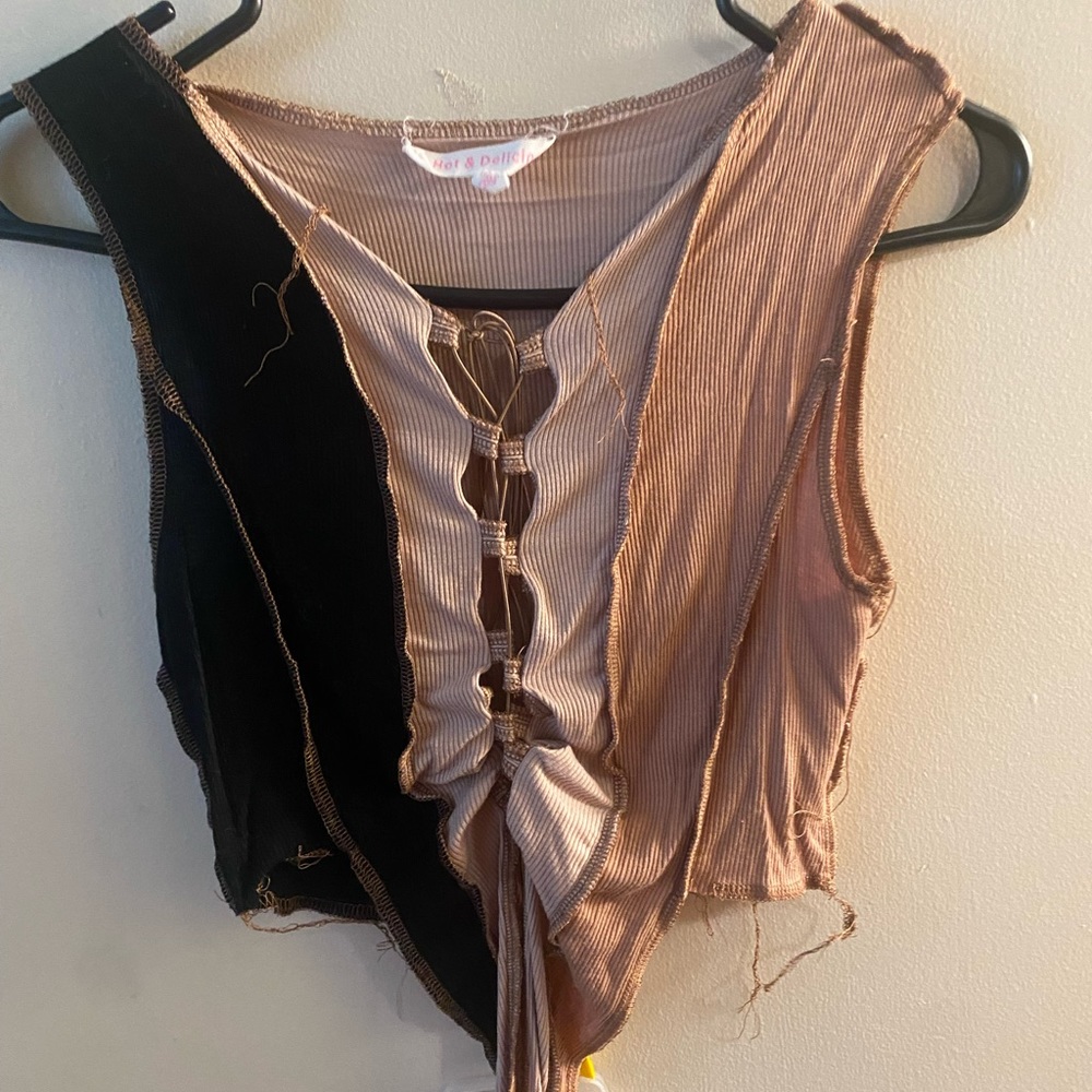 Ribbed and Distressed Legging And Croptol set